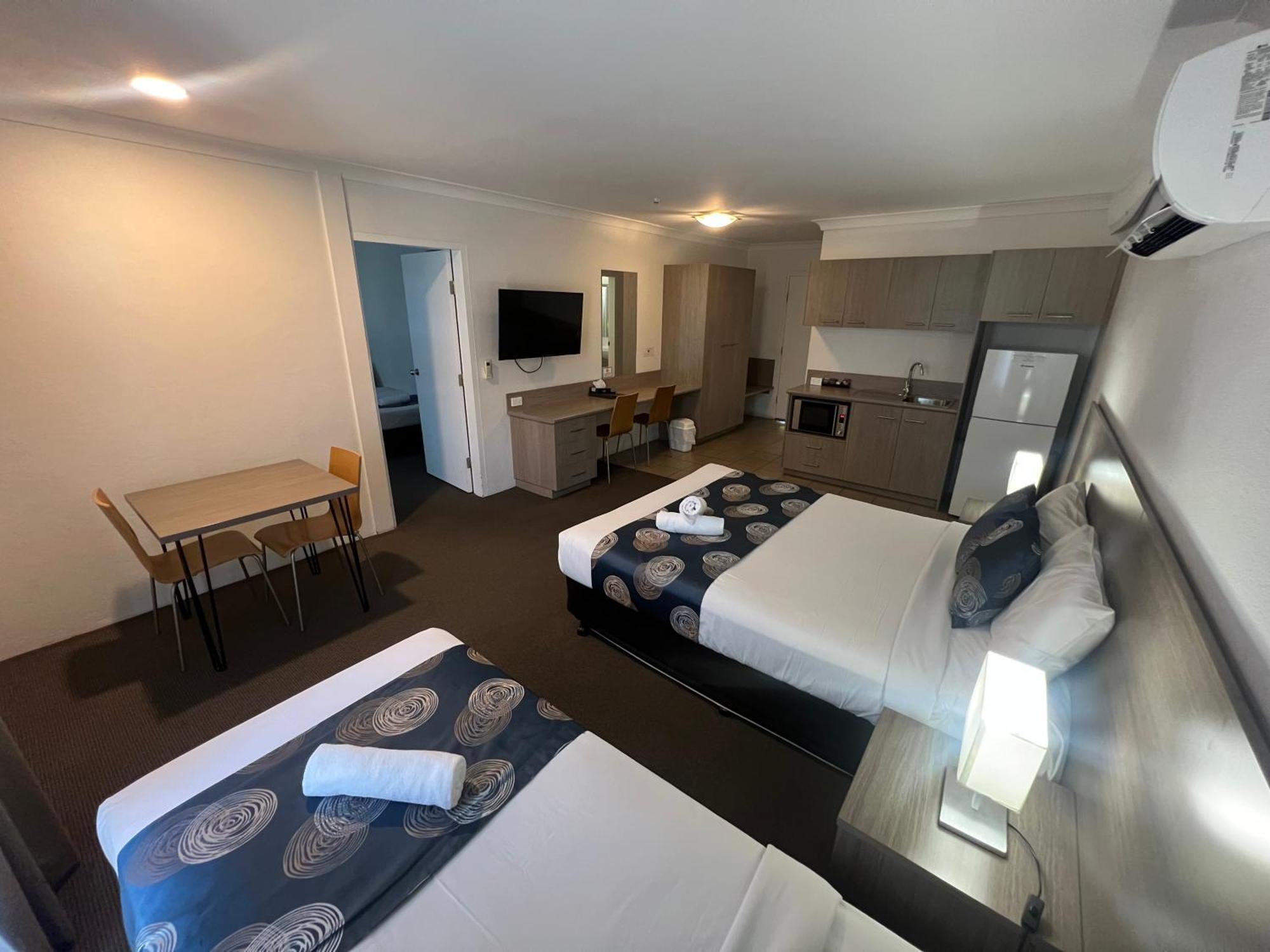Adelong Motel Narrabri Ngoại thất bức ảnh