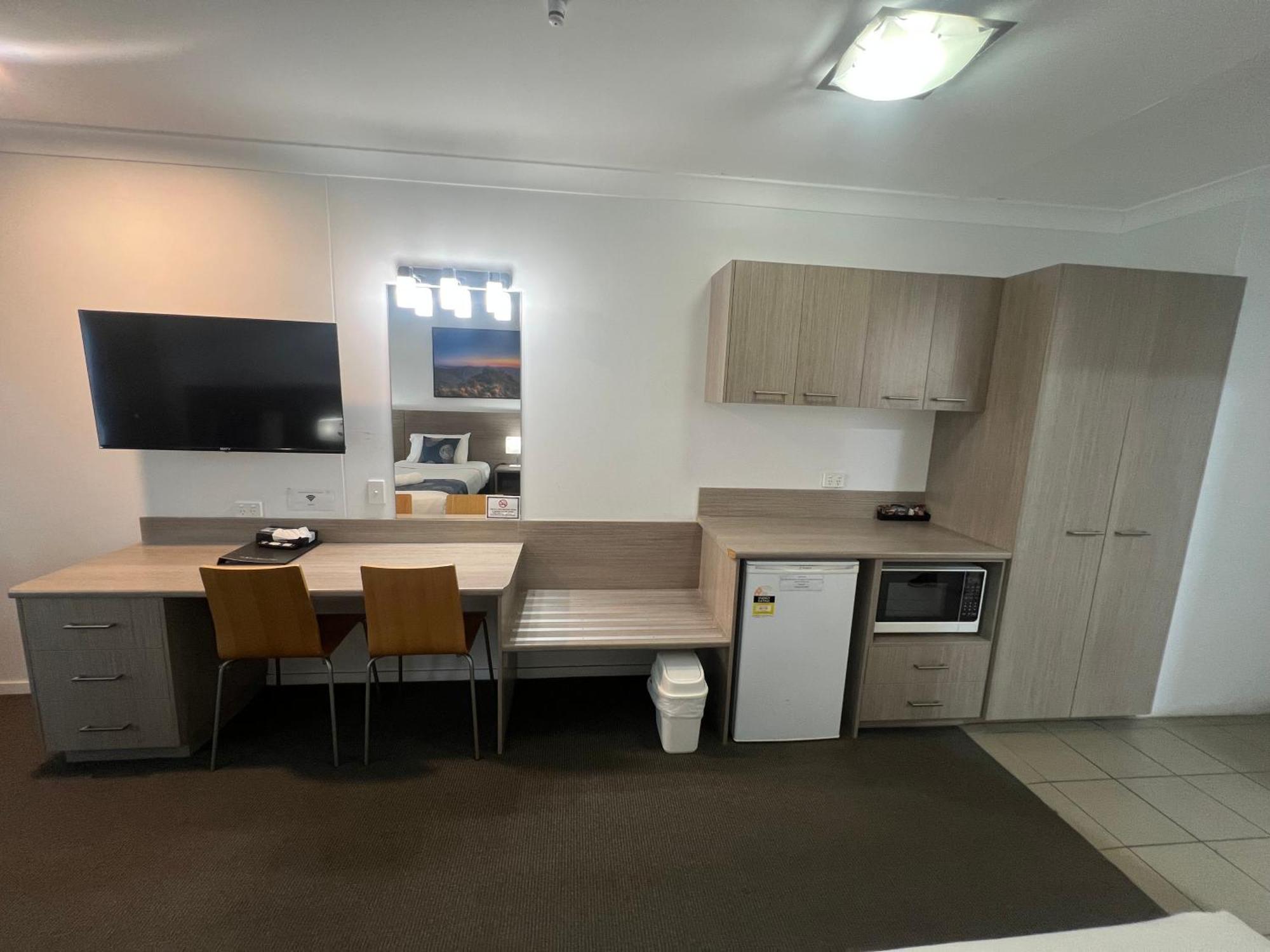 Adelong Motel Narrabri Ngoại thất bức ảnh