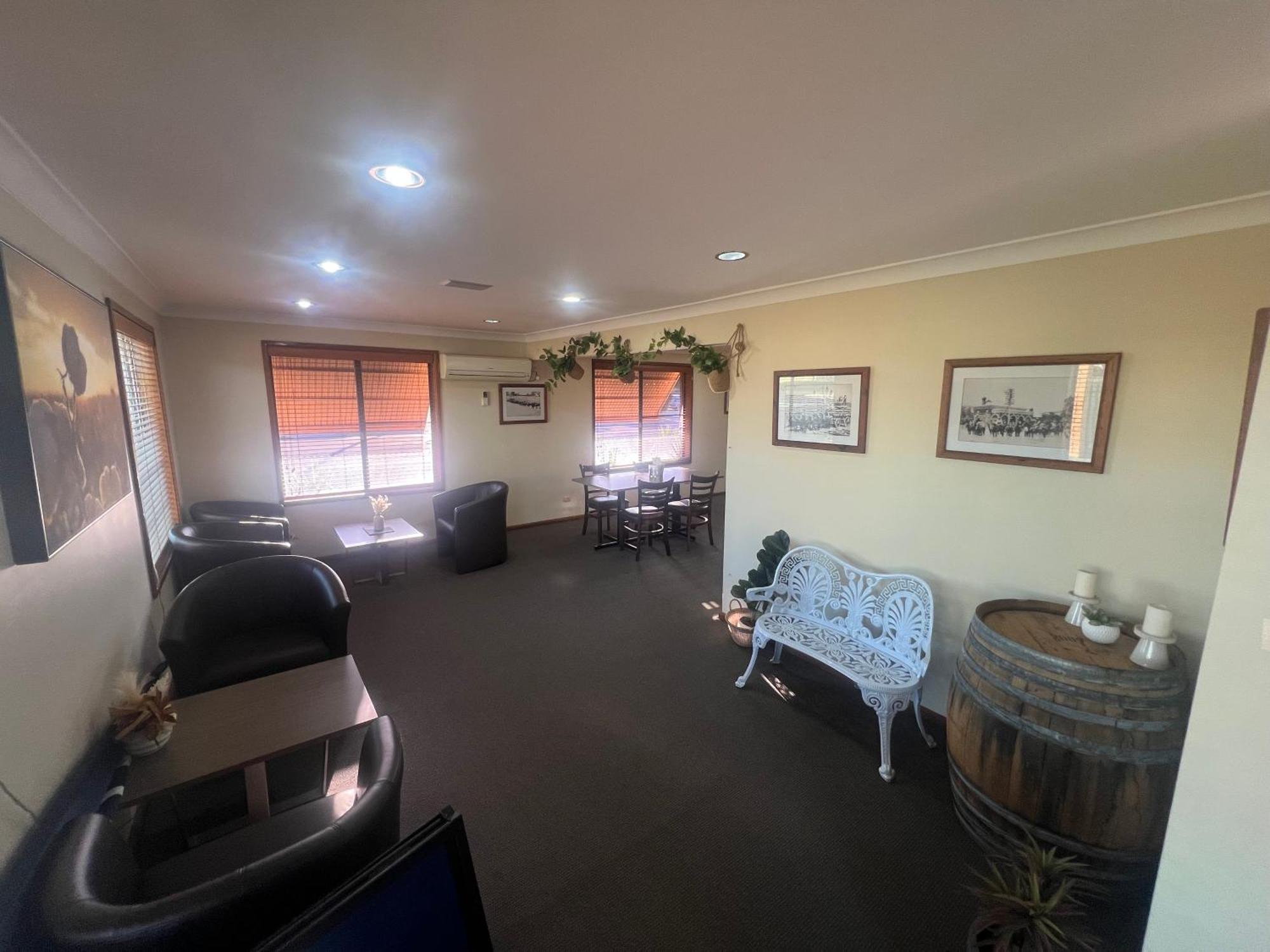 Adelong Motel Narrabri Ngoại thất bức ảnh